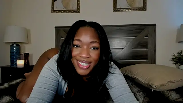 Snapshot of nicolesolace chatting on 5, 6, 2026 nicolesolace online show from 5, 6, 2026