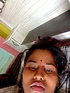 Snapshot of Miss_rohni23 chatting on 7, 8, 2026 Miss rohni23 online show from 7, 8, 2026
