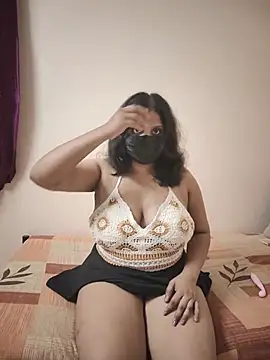  Lusty cOuple  online show from 5, 8, 2026