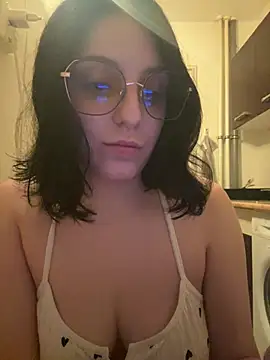 Snapshot of Alicexxvip chatting on 3, 8, 2026 Alicexxvip online show from 3, 8, 2026