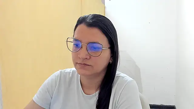 MARILYN GARCIA online show from 15, 10, 2025