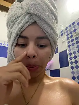 LorenaCurly online show from 5, 8, 2026