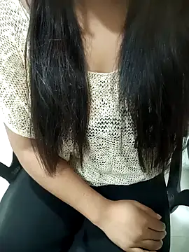 Snapshot of RANI_778 chatting on 8, 8, 2026 RANI 778 online show from 8, 8, 2026