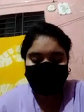 Snapshot of nadia_ahmed chatting on 7, 8, 2026 nadia ahmed online show from 7, 8, 2026
