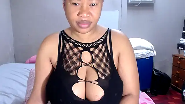 Snapshot of BigAreola26 chatting on 18, 6, 2026 BigAreola26 online show from 18, 6, 2026