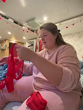 BootyLola online show from 4, 2, 2026