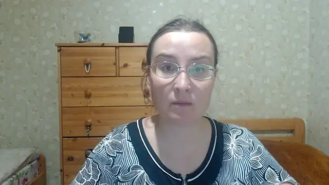 Snapshot of Smart_Rose chatting on 18, 12, 2025 Smart Rose online show from 18, 12, 2025