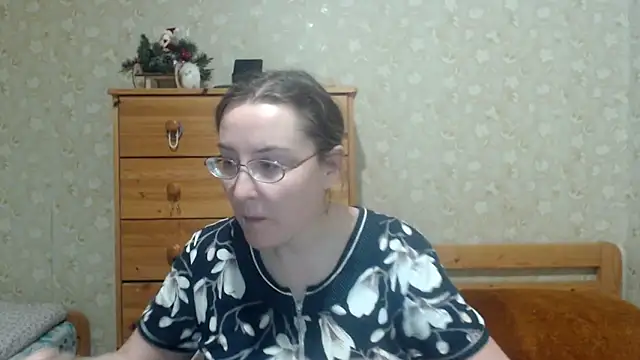 Snapshot of Smart_Rose chatting on 4, 2, 2026 Smart Rose online show from 4, 2, 2026