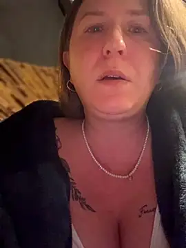 Snapshot of Natali_UA chatting on 23, 4, 2026 Natali UA online show from 23, 4, 2026