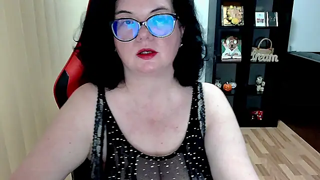 Snapshot of MissTroublle chatting on 26, 5, 2026 MissTroublle online show from 26, 5, 2026