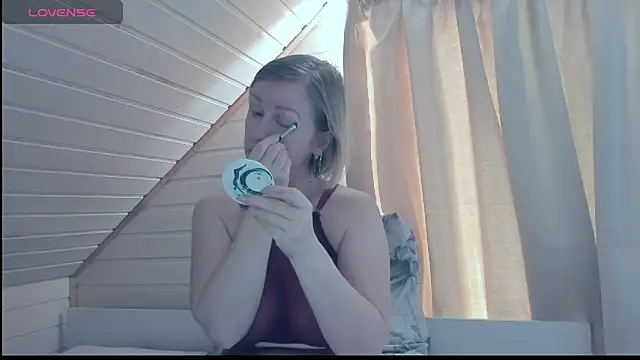 Snapshot of I_AM_MILF chatting on 5, 2, 2025 I AM MILF online show from 5, 2, 2025