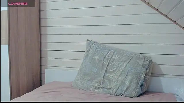 Snapshot of I_AM_MILF chatting on 17, 3, 2025 I AM MILF online show from 17, 3, 2025