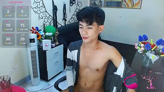 WildestTwink online show from 25, 10, 2025