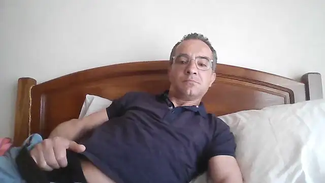 CarlosRocha73 online show from 21, 4, 2026