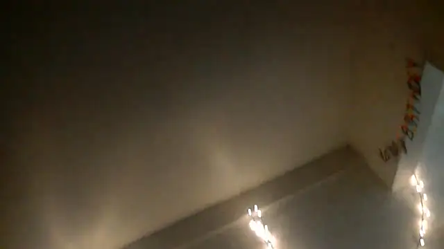 Xochillovemoney2 online show from 19, 3, 2025