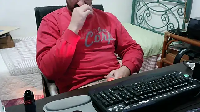 Snapshot of Italian_dark_desire chatting on 14, 12, 2025 Italian dark desire online show from 14, 12, 2025