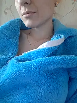 YogisticJuli666 online show from 19, 3, 2025