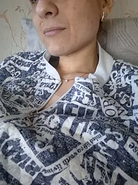 YogisticJuli666 online show from 21, 3, 2025