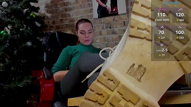 MrsVenus online show from 8, 1, 2025