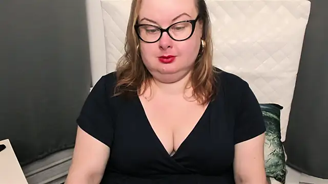 dirtyBonnie online show from 25, 1, 2025