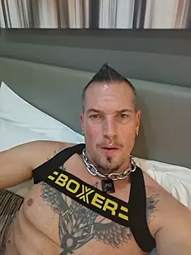 Snapshot of Dv8rBoy666 chatting on 26, 7, 2026 Dv8rBoy666 online show from 26, 7, 2026