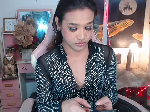 AsianMariaTs online show from 24, 10, 2025