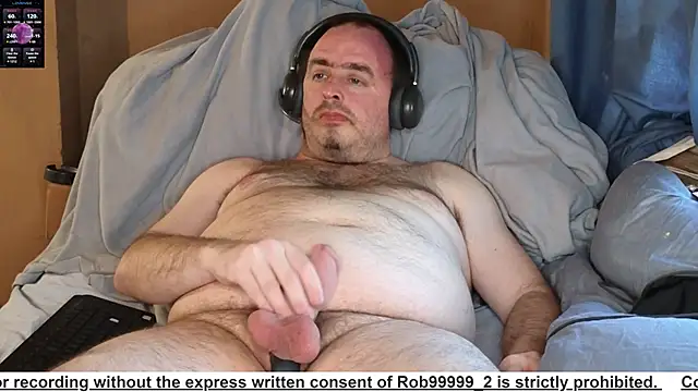 Snapshot of rob99999_2 chatting on 11, 3, 2025 rob99999 2 online show from 11, 3, 2025