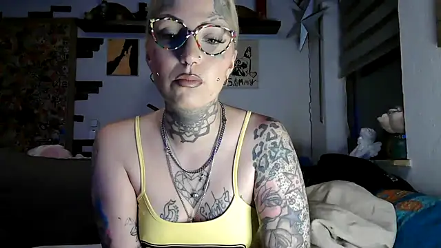 Snapshot of RoxxyInk chatting on 31, 5, 2026 RoxxyInk online show from 31, 5, 2026