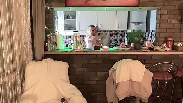 Monageil online show from 2, 2, 2025