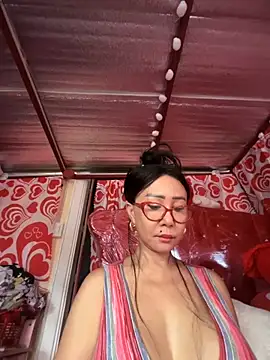 sweetieme online show from 5, 12, 2025