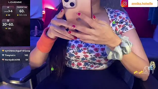 GoddessRaani online show from 15, 10, 2025