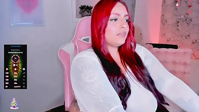 Snapshot of dulce_doll1 chatting on 31, 12, 2024 dulce doll1 online show from 31, 12, 2024