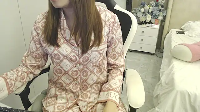 Hanako love online show from 13, 2, 2025