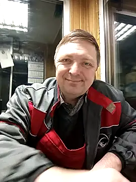 Snapshot of Pokaz2020 chatting on 13, 3, 2025 Pokaz2020 online show from 13, 3, 2025