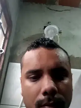 Snapshot of garoto1997 chatting on 29, 10, 2025 garoto1997 online show from 29, 10, 2025