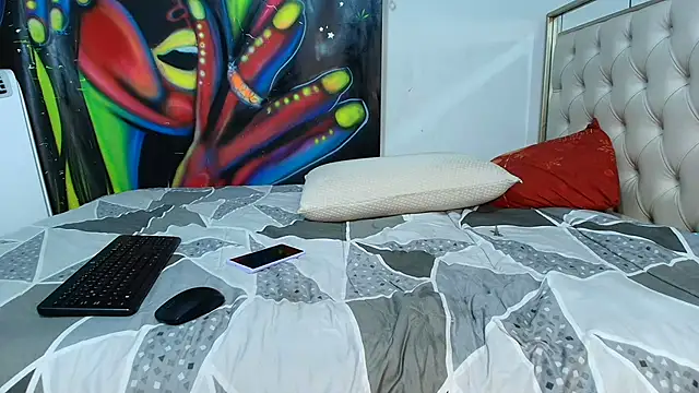 luna sexxy online show from 28, 1, 2025