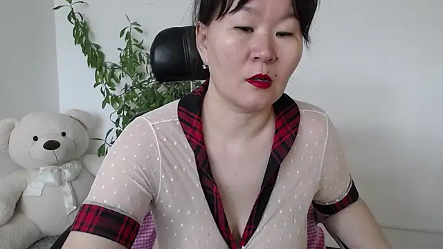 Akira xx online show from 17, 5, 2026
