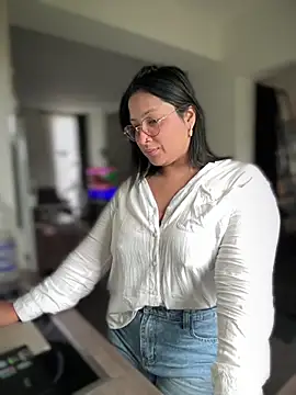 DannaaMeliza online show from 3, 12, 2024