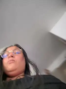 DannaaMeliza online show from 19, 3, 2025