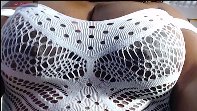 Snapshot of ViviannLane chatting on 6, 7, 2026 ViviannLane online show from 6, 7, 2026