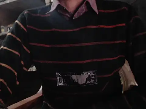 Snapshot of ThethunderPo chatting on 15, 12, 2024 ThethunderPo online show from 15, 12, 2024