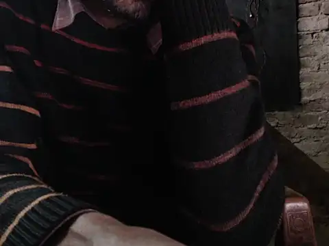 Snapshot of ThethunderPo chatting on 6, 1, 2025 ThethunderPo online show from 6, 1, 2025