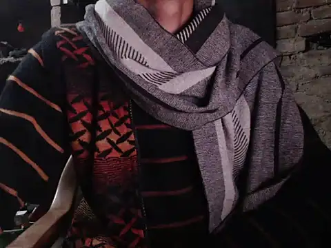 Snapshot of ThethunderPo chatting on 6, 1, 2025 ThethunderPo online show from 6, 1, 2025