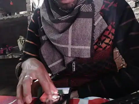 Snapshot of ThethunderPo chatting on 7, 1, 2025 ThethunderPo online show from 7, 1, 2025