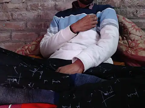 Snapshot of ThethunderPo chatting on 15, 1, 2025 ThethunderPo online show from 15, 1, 2025