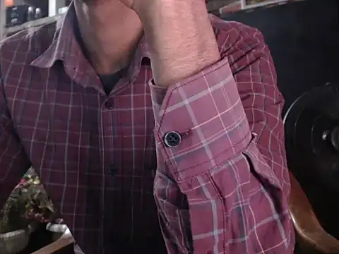 Snapshot of ThethunderPo chatting on 21, 2, 2025 ThethunderPo online show from 21, 2, 2025