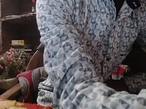 Snapshot of ThethunderPo chatting on 22, 2, 2025 ThethunderPo online show from 22, 2, 2025