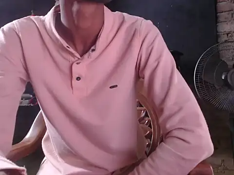 Snapshot of ThethunderPo chatting on 28, 2, 2025 ThethunderPo online show from 28, 2, 2025