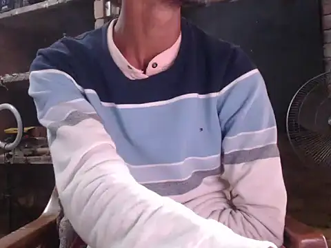 Snapshot of ThethunderPo chatting on 2, 3, 2025 ThethunderPo online show from 2, 3, 2025