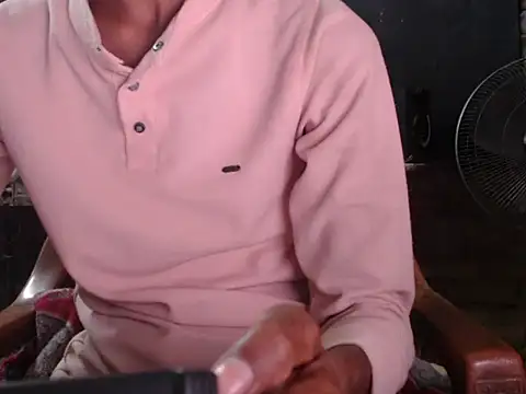 Snapshot of ThethunderPo chatting on 2, 3, 2025 ThethunderPo online show from 2, 3, 2025